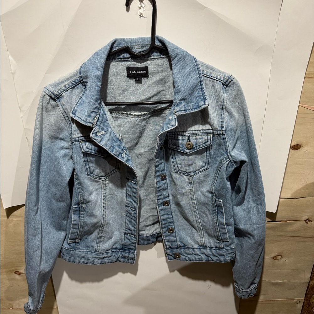 Blue Denim Jean Jacket with Traditional Stitching